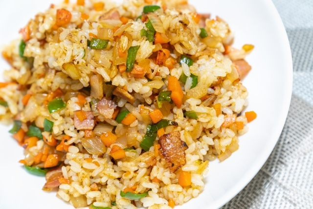 一人暮らしって大変ですよね。自炊はどうしていますか？