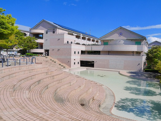 奈良を見渡す秘密のテラス？奈良大学生のリアルなキャンパスライフ