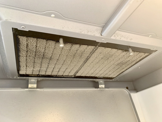 賃貸物件の掃除を楽に！キッチンの換気扇に設置するフィルターの選び方