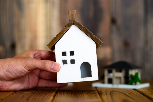 不動産の売却はどうすれば良い？古家付きの土地について解説！