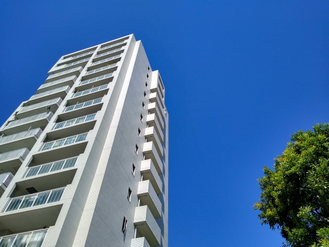 賃貸物件の最上階はメリットが多い？日当たりや風通しの良さが魅力！の画像