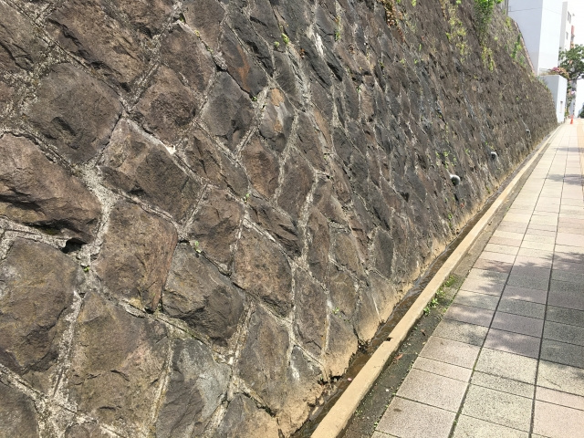 土地を購入する際におこなう「擁壁工事」とは？種類や費用をチェック！の画像