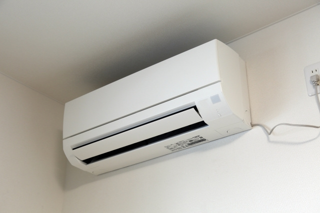 賃貸物件でのエアコンの疑問！電気代から取付や故障について