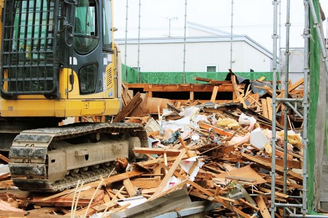 退去しかない 借りている建物が取り壊しになる場合はどうすればいいの 池袋エリアで賃貸物件を探すならじたっく