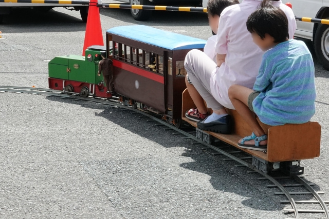 ミニ鉄道に乗って楽しい体験ができる！富士見市のむさし野緑地公園を紹介