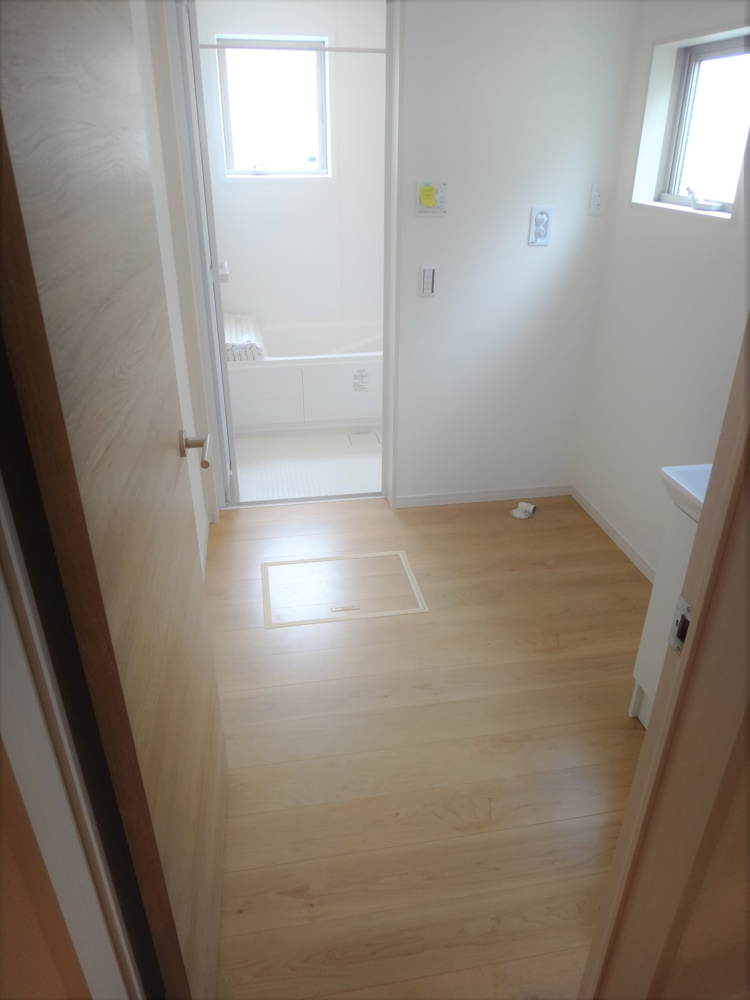 室内？室外？洗濯機置き場のお話　熊本市　不動産の画像