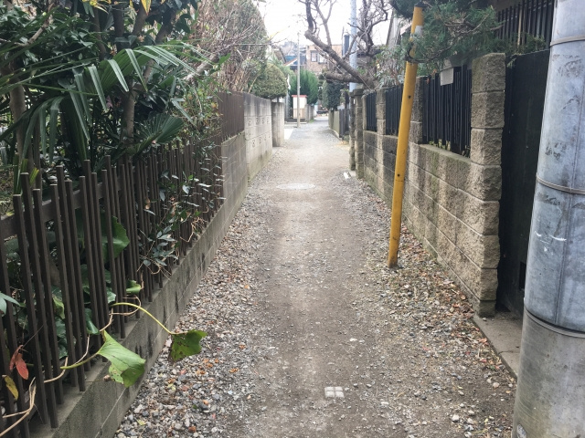 戸建て購入時に気になる私道と公道の違いとは？法律や注意点も解説の画像
