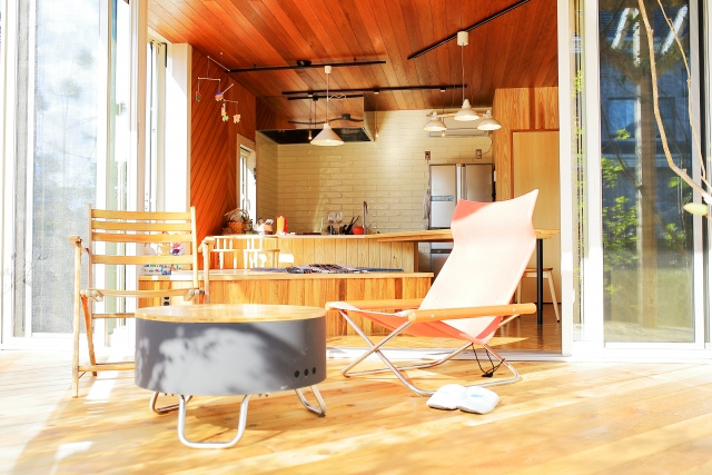 マイホームの人気設備！ウッドデッキの種類と設備設置費用とは？ 