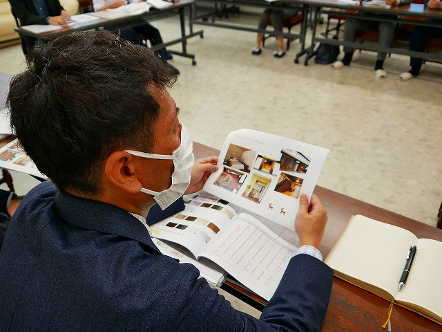 プレゼン発表会＿JR奈良駅前店