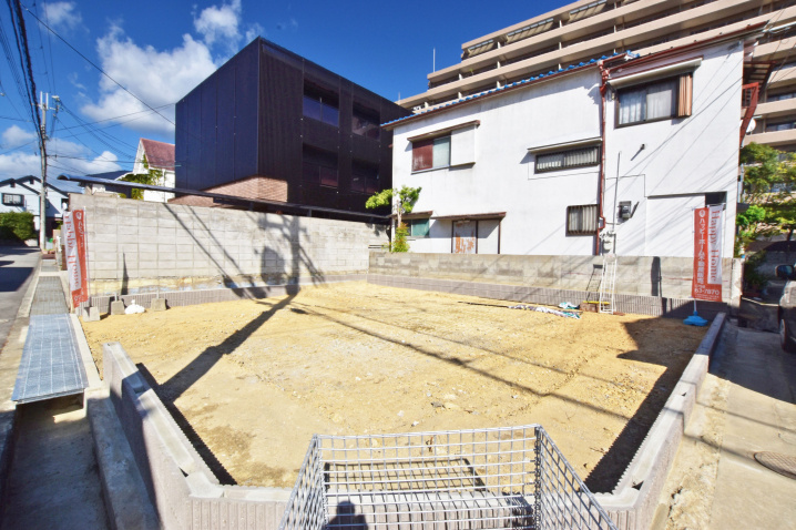 【新規販売】伊丹市千僧4丁目新築戸建｜角地限定1邸の最新情報です。の画像