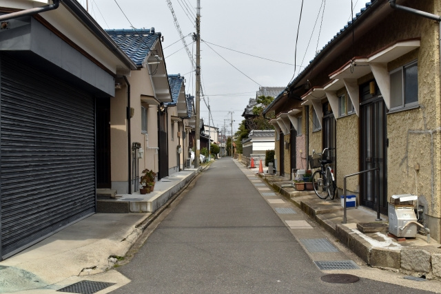 長屋の不動産売却が難しいのはなぜ？売却が難しい理由や売却する際のコツ！の画像