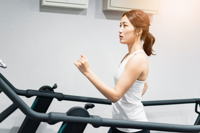 賃貸物件でルームランナーは使用できる？振動などの影響や選ぶ際のポイントをチェック！