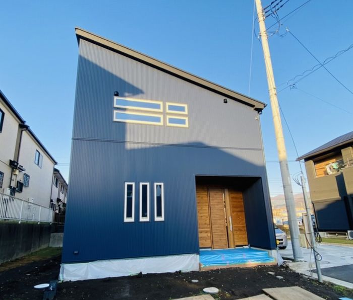 【建築中】秦野市曲松2丁目新築戸建ての画像
