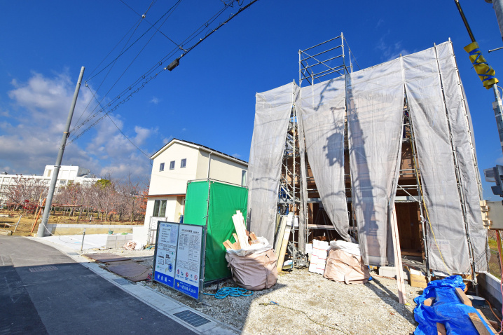 【現場進捗】伊丹市大野2丁目新築戸建｜全3区画の最新情報です。の画像