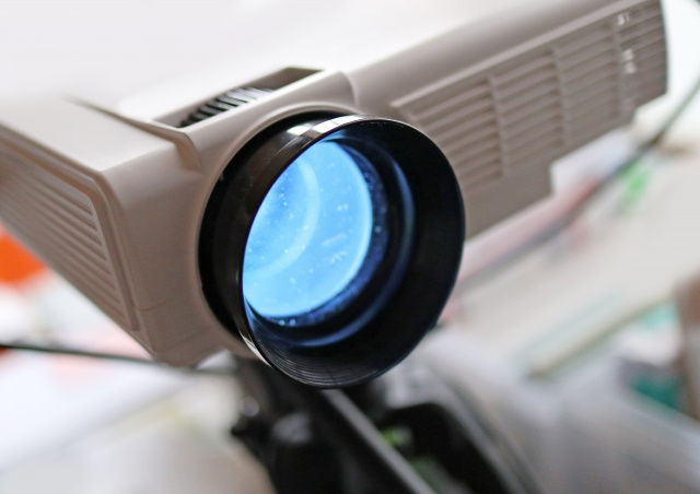 戸建てにシアタールームを設置したい！メリットや設置費用の目安は？