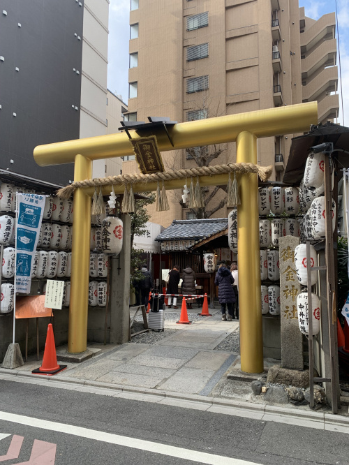 社長とSNS事業部で参拝の画像