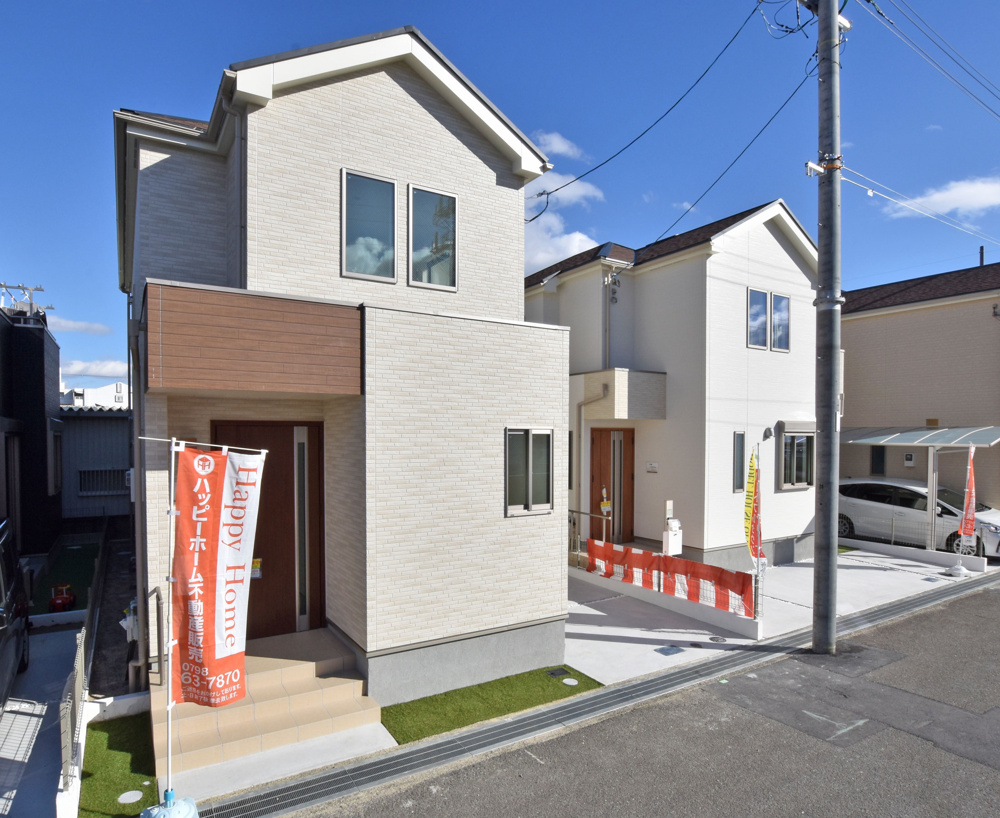 【現場進捗】尼崎市武庫之荘8丁目新築戸建｜全12区画の最新情報です。の画像
