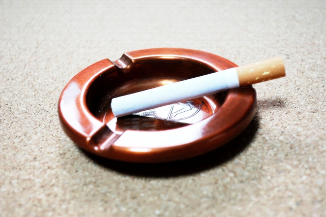 賃貸物件で喫煙をするとどうなるのか？対策方法も解説