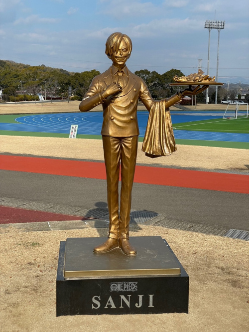 熊本復興プロジェクト④　益城町　ONE PIECE　サンジ像（益城町　不動産）の画像