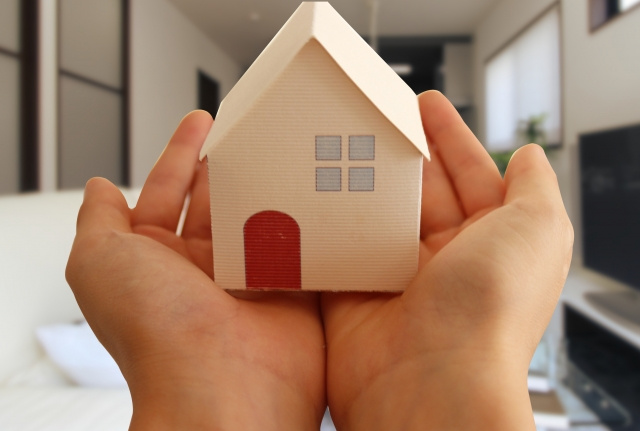 住みながら不動産の売却はできる？方法と注意点を解説！ の画像