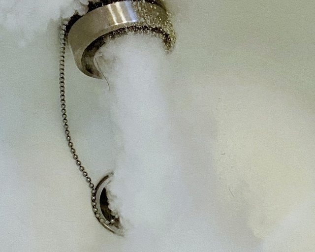 賃貸物件の給湯器が故障した！連絡や費用負担はどうするのかご紹介の画像