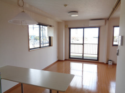 新着物件情報　クラシオン205号室の画像