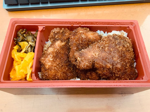 お昼に何食べる？の画像