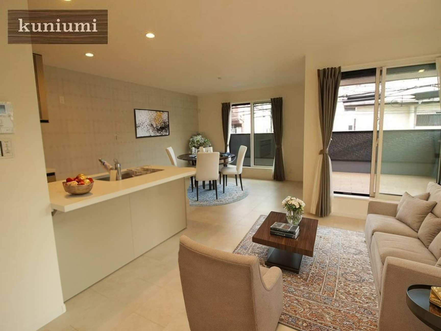 #3 家族がキッチンに集うお家の画像