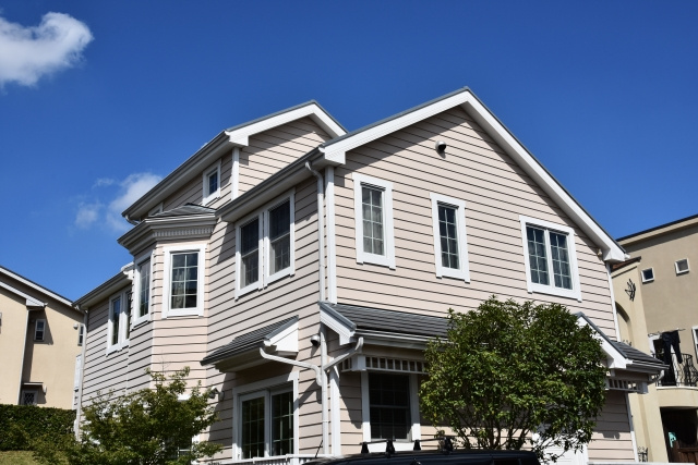 住まなくなった一戸建ては売る？貸す？それぞれのメリットや収支を解説の画像