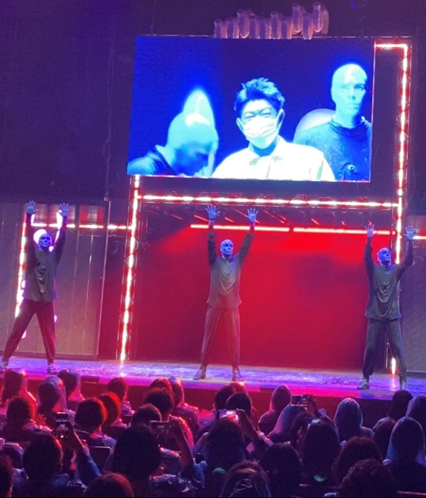 ＃ブルーマン（BLUE MAN）ショー　＃ブルーマンやってますの画像