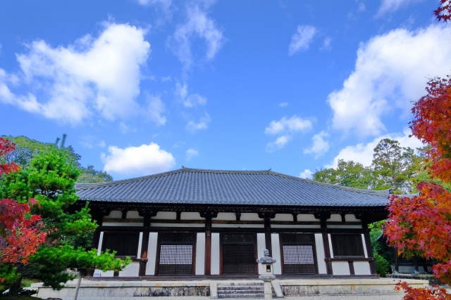 秋篠寺の名付け親は秋篠川？