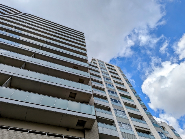 マンション売却のタイミングとは？管理費・修繕積立金との関係を解説！の画像