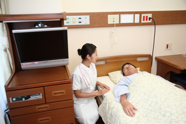 所有者が入院中に不動産売却をおこなう方法は？自分や親の場合に分けて解説！の画像