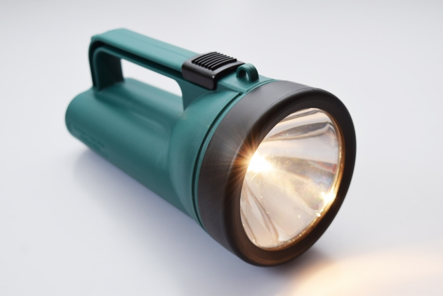 入居中の賃貸物件で停電が起きる原因と対処法とは？の画像
