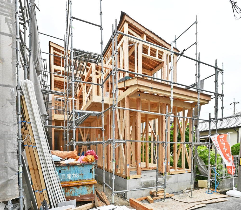 【現場進捗】尼崎市塚口町5丁目新築戸建｜限定2邸の最新情報です。の画像