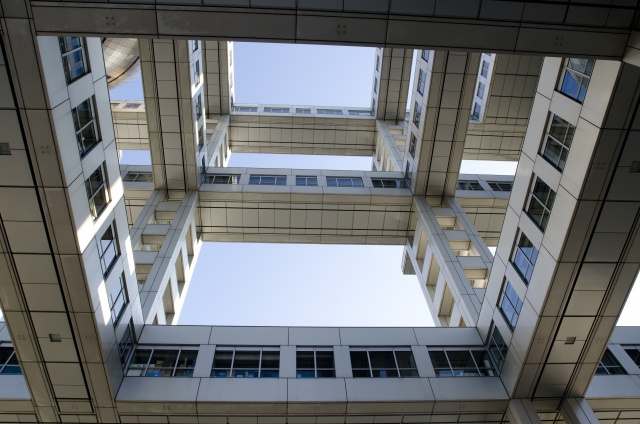 空中廊下ありのマンションとは？購入するメリットをご紹介