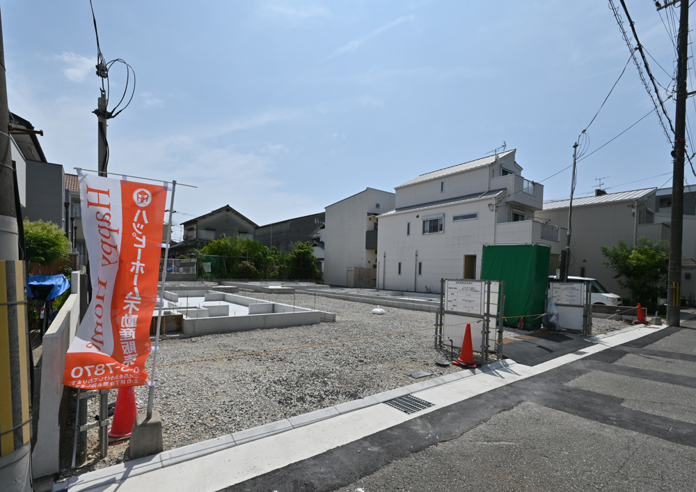 【現場進捗】尼崎市若王寺3丁目新築戸建｜全3区画の最新情報です。の画像