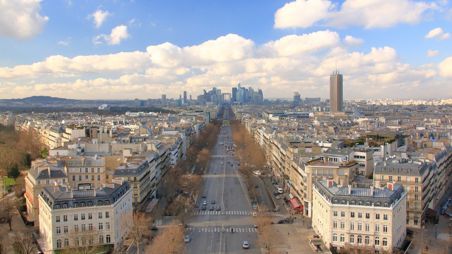 フランスで不動産投資をするメリットとは？制度や注意点も解説