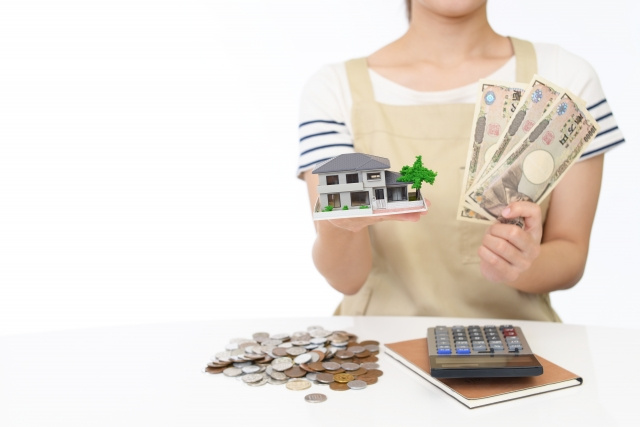 年収400万円の家賃の目安額とは？手取り額や生活レベルも解説！