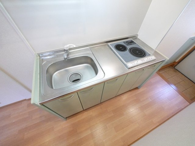 ルンルアン高畑の室内写真2