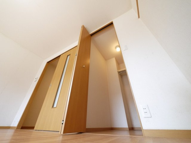 ルンルアン高畑の室内写真3