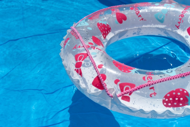 【一戸建てにプールを設けた際の費用やメリット・デメリットをご紹介！】の画像