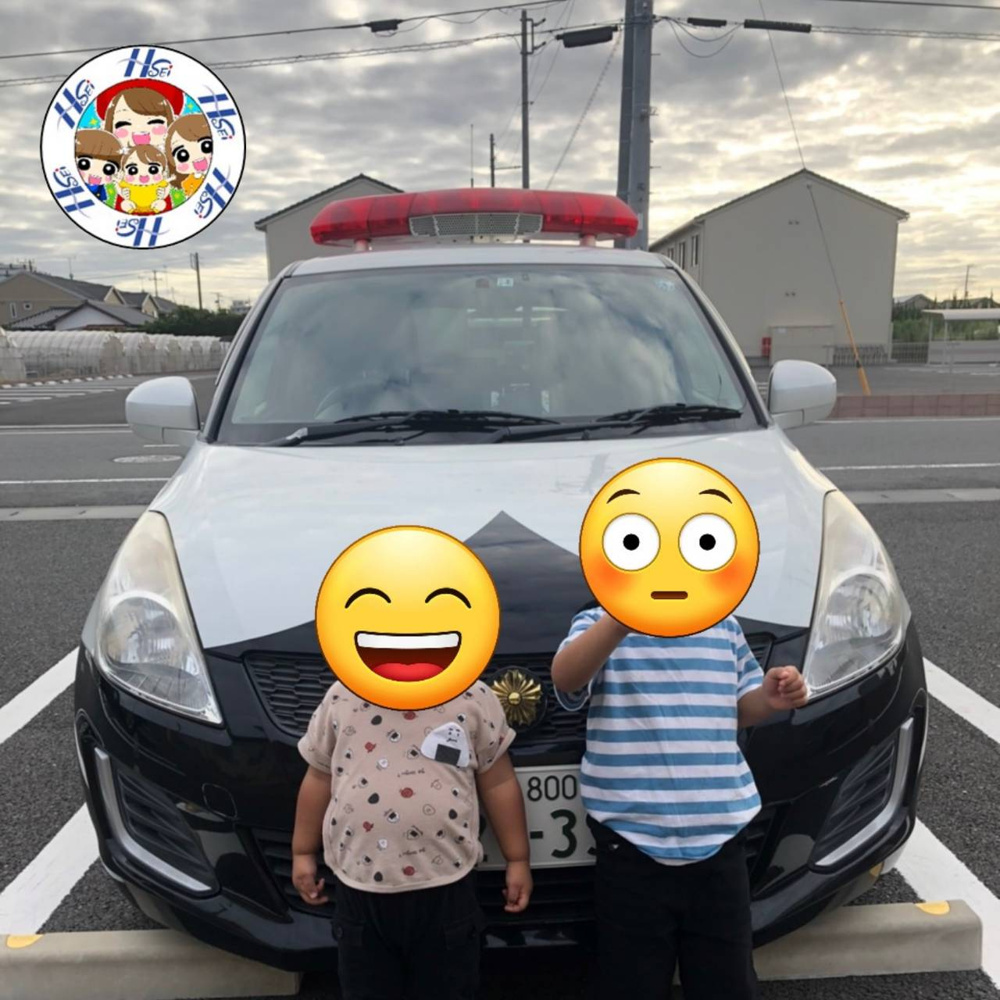 パトカーと写真の画像