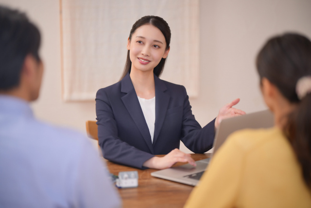 不動産売却で担当者の選び方は重要！成功させるポイントをご紹介の画像