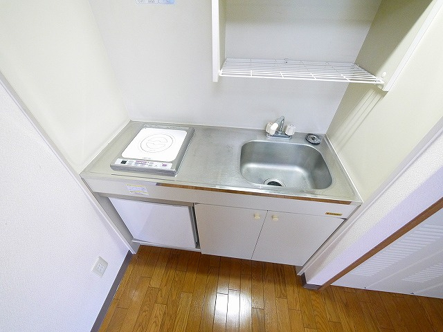 セントラルハイツ千代の室内写真2