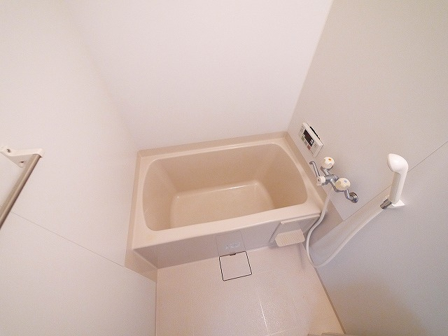 セントラルハイツ千代の室内写真3