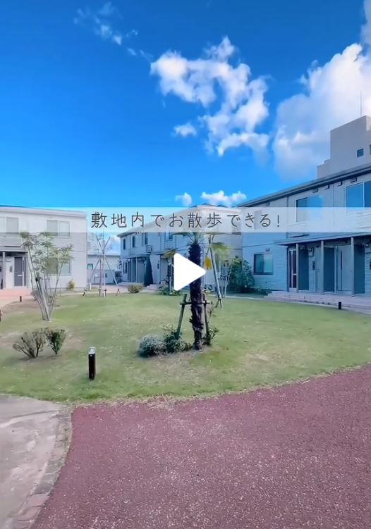 オートロック付きの塀に囲まれたウォールマリアスタイルの画像