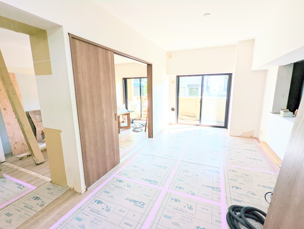 内装工事状況の画像