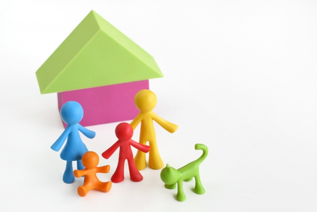 一戸建ての家でペットのにおいが気になる場合の原因や対策について解説の画像