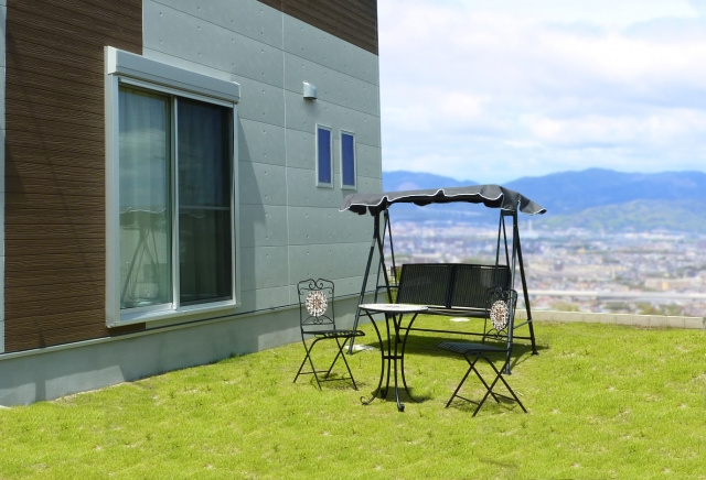 庭のある一戸建てを購入した際のメリットとデメリットと活用方法とは？の画像